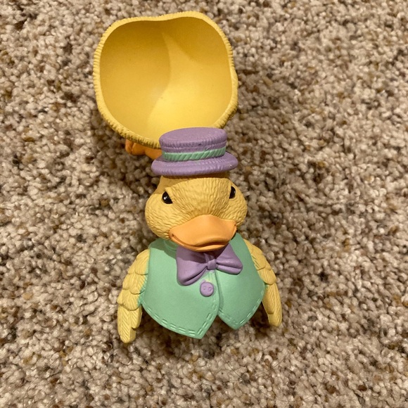Set of 6 Avon Easter Egg Cups - Picture 6 of 7